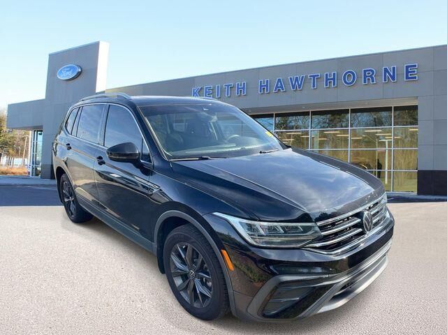 2023 Volkswagen Tiguan SE