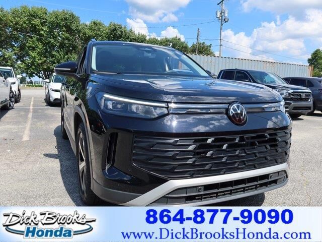2025 Volkswagen Tiguan SE