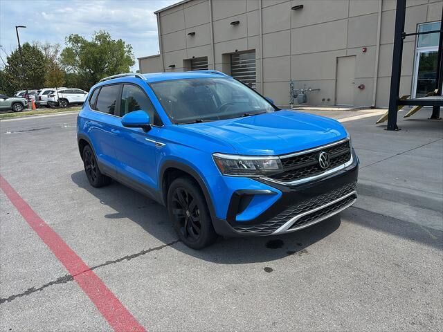 2022 Volkswagen Taos SE