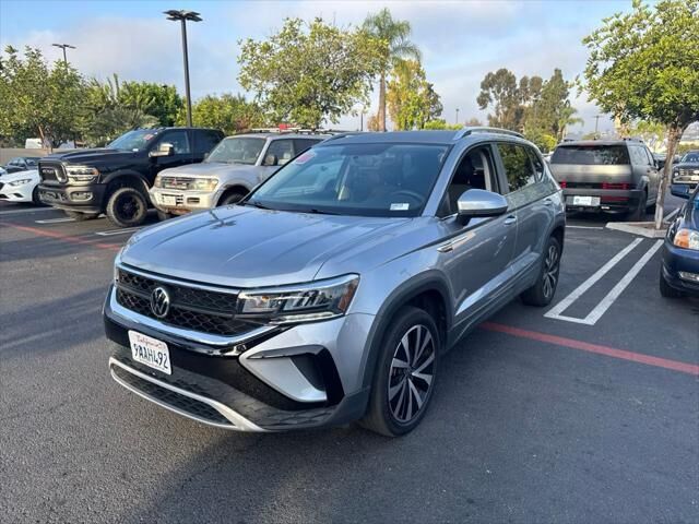 2022 Volkswagen Taos SE