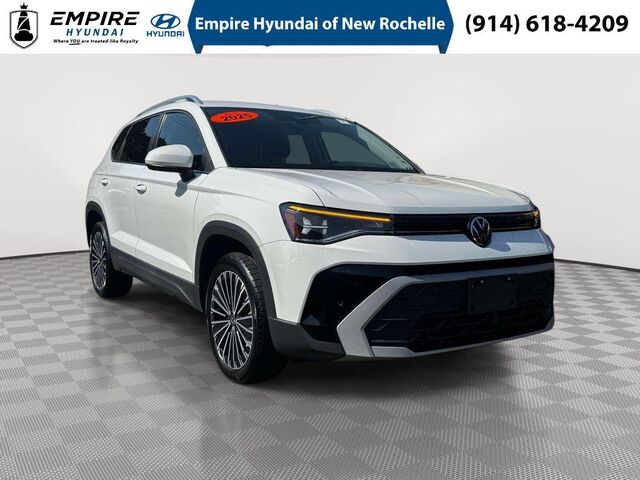 2025 Volkswagen Taos SE