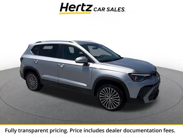 2026 Volkswagen Taos SE