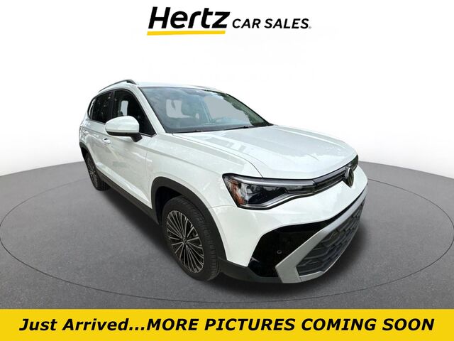 2025 Volkswagen Taos SE