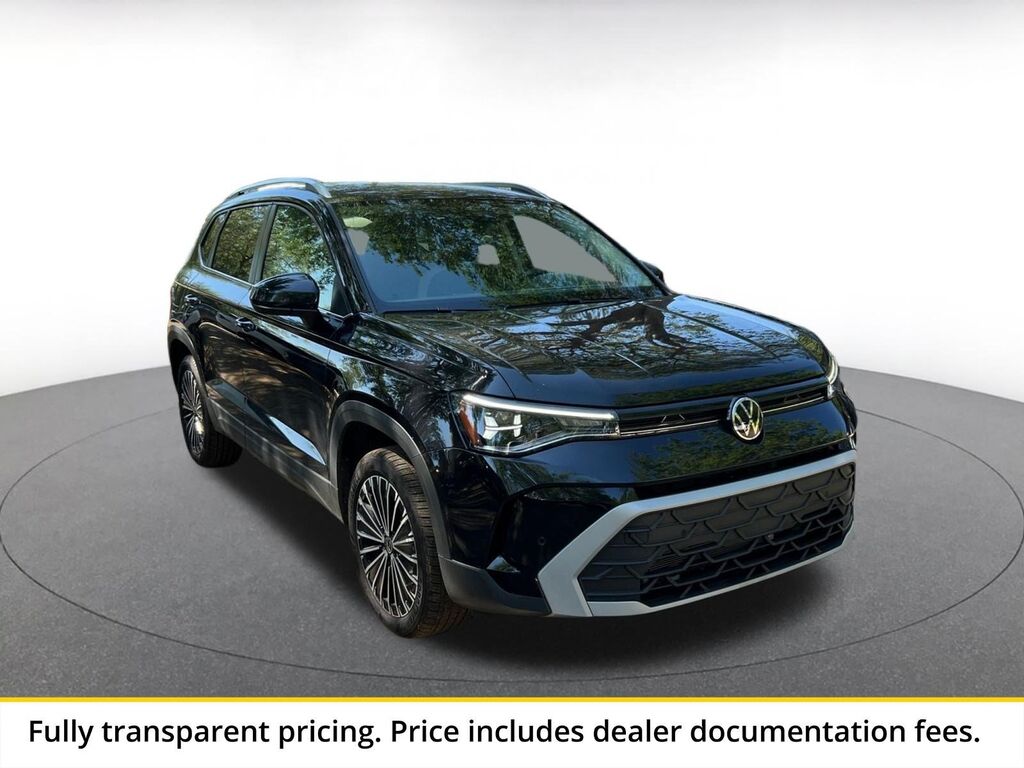 2025 Volkswagen Taos SE — photo 1 of 1