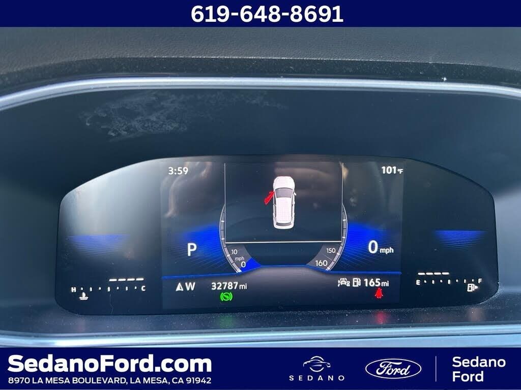 2025 Volkswagen Taos SE — photo 1 of 1