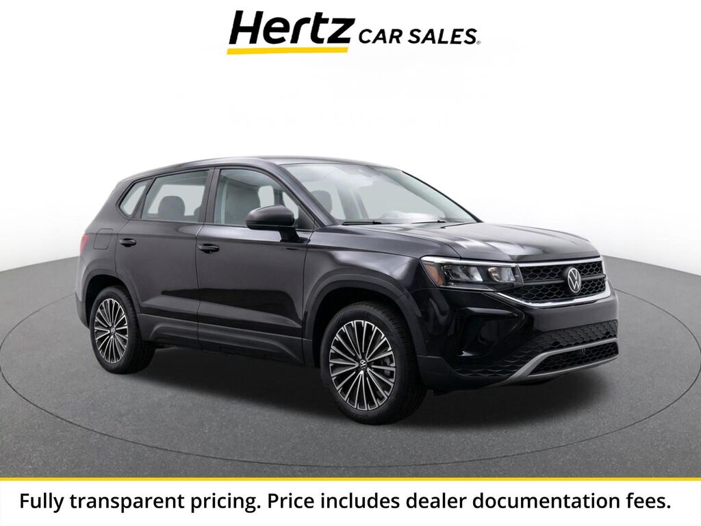 2026 Volkswagen Taos SE — photo 1 of 8