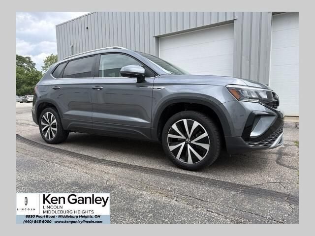 2024 Volkswagen Taos SE