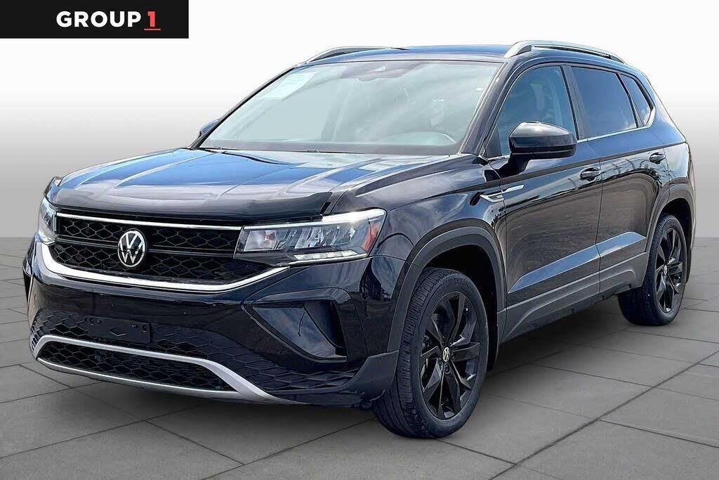 2023 Volkswagen Taos SE — photo 1 of 1