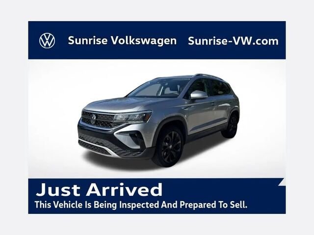 2023 Volkswagen Taos SE