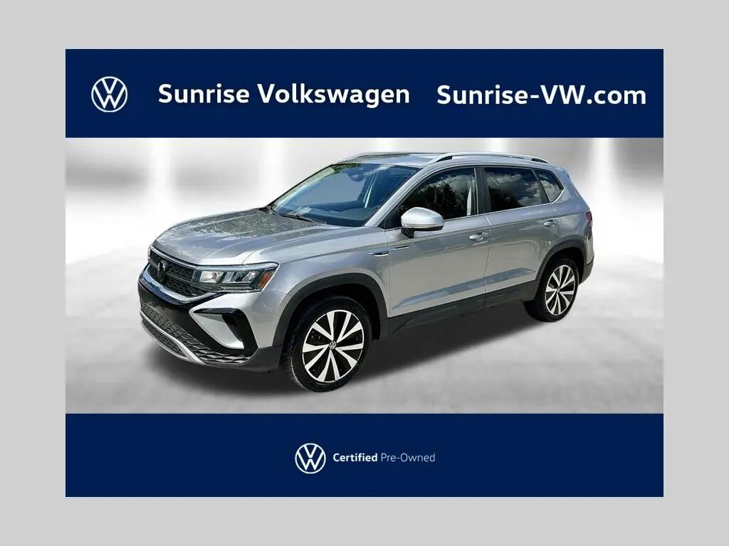 2023 Volkswagen Taos SE — photo 1 of 13