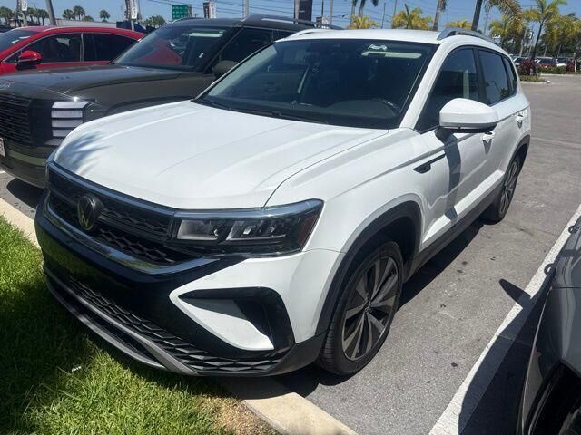 2023 Volkswagen Taos SE