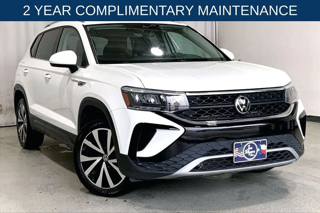 2024 Volkswagen Taos SE — photo 1 of 13