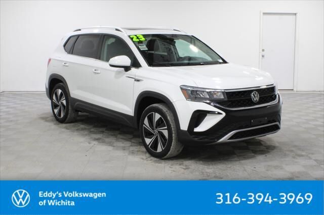 2023 Volkswagen Taos SE 4Motion