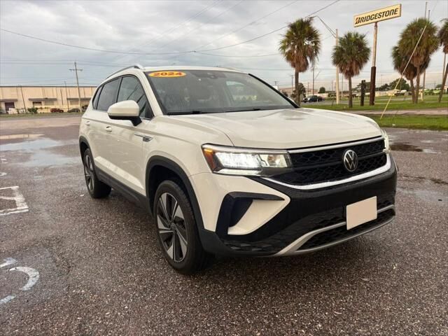 2024 Volkswagen Taos SE 4Motion