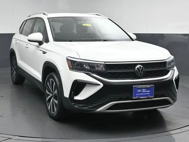 2022 Volkswagen Taos SE 4Motion