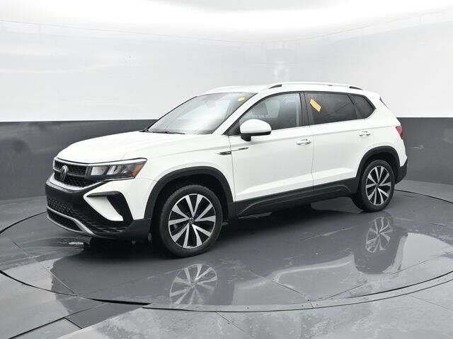 2022 Volkswagen Taos SE 4Motion