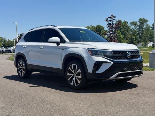 2022 Volkswagen Taos SE 4Motion