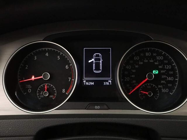 2016 Volkswagen Golf TSI S