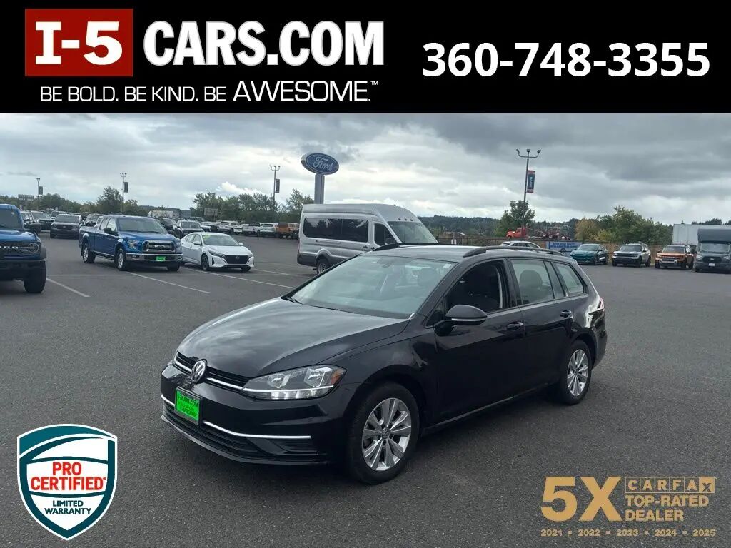 2019 Volkswagen Golf SportWagen 1.8T S 4Motion — photo 1 of 8