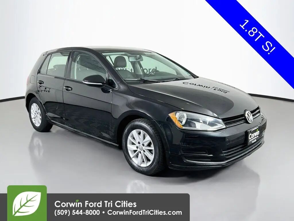2015 Volkswagen Golf TSI S — photo 1 of 13