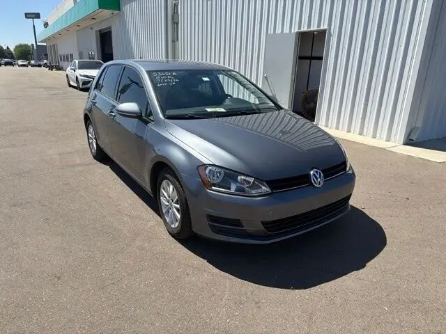 2015 Volkswagen Golf TSI S
