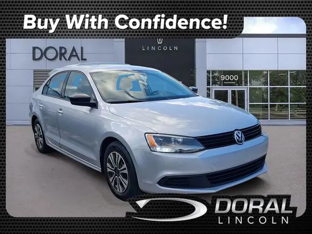 2014 Volkswagen Jetta S — photo 1 of 13