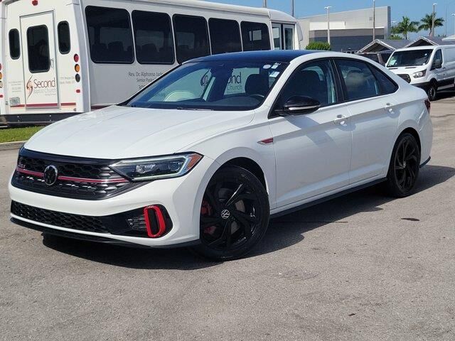 2024 Volkswagen Jetta GLI Autobahn — photo 1 of 13