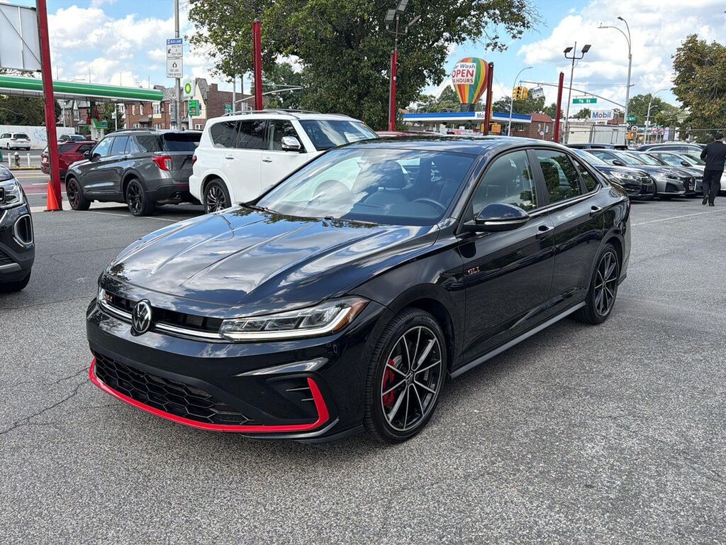 2025 Volkswagen Jetta GLI Autobahn — photo 1 of 13