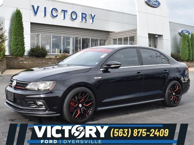 2016 Volkswagen Jetta 2.0T GLI SE