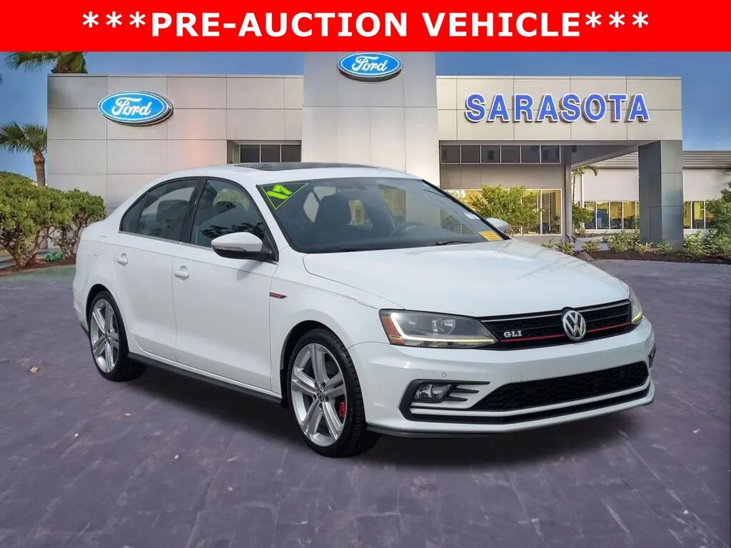 2017 Volkswagen Jetta 2.0T GLI — photo 1 of 13