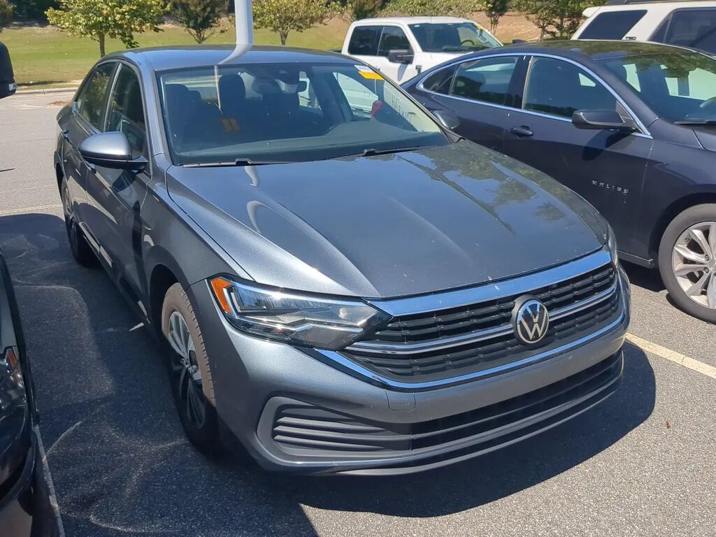 2024 Volkswagen Jetta S — photo 1 of 3