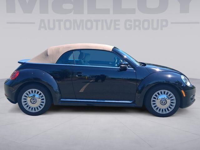 2013 Volkswagen Beetle Convertible 2.5L PZEV