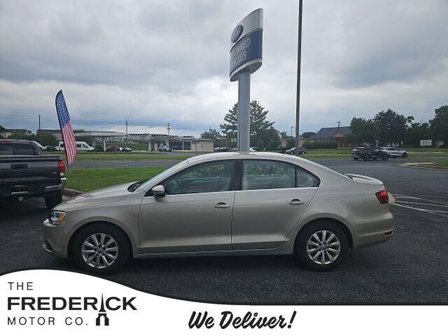 2013 Volkswagen Jetta Hybrid SEL Premium