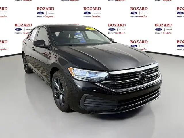 2023 Volkswagen Jetta SE — photo 1 of 11
