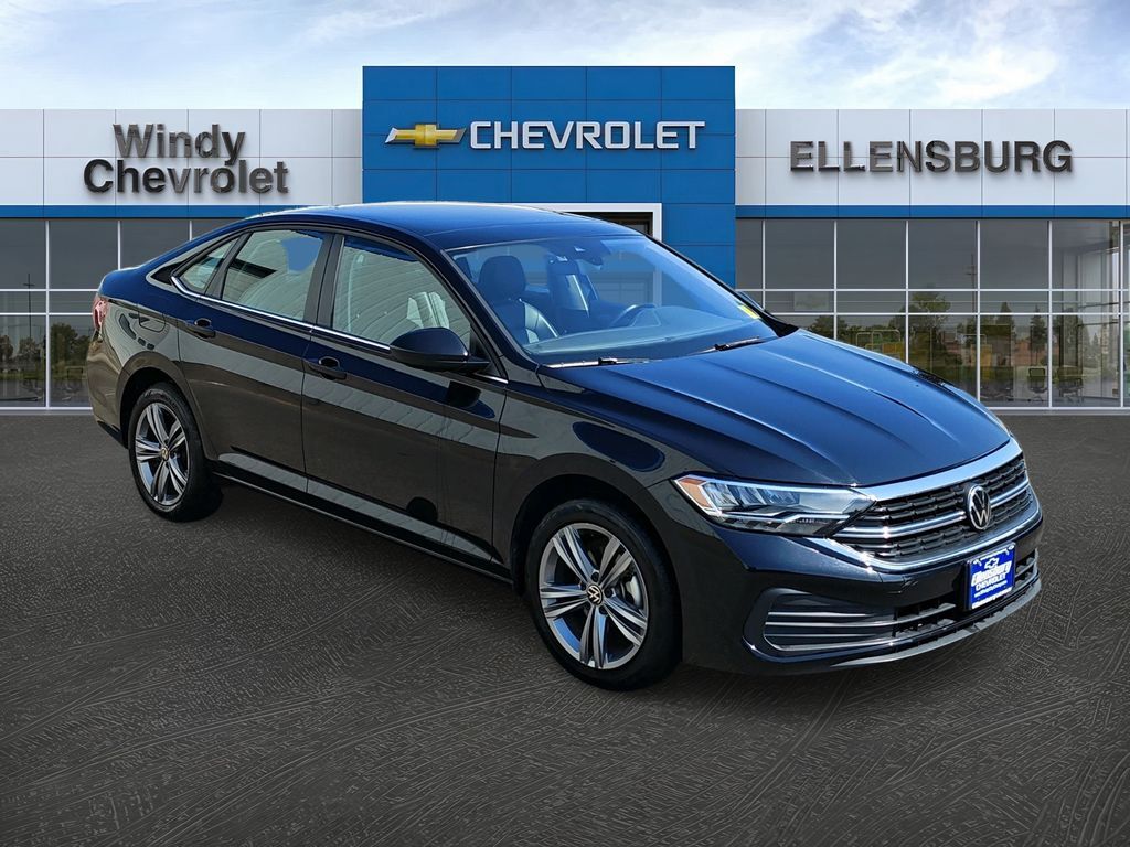 2024 Volkswagen Jetta — photo 1 of 13