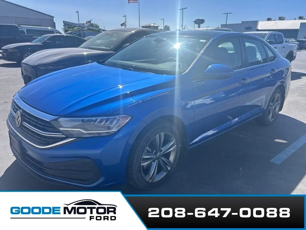 2024 Volkswagen Jetta SE — photo 1 of 8