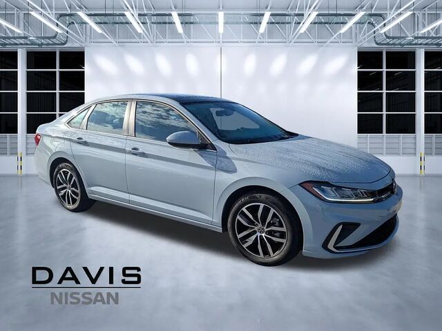 2025 Volkswagen Jetta SE