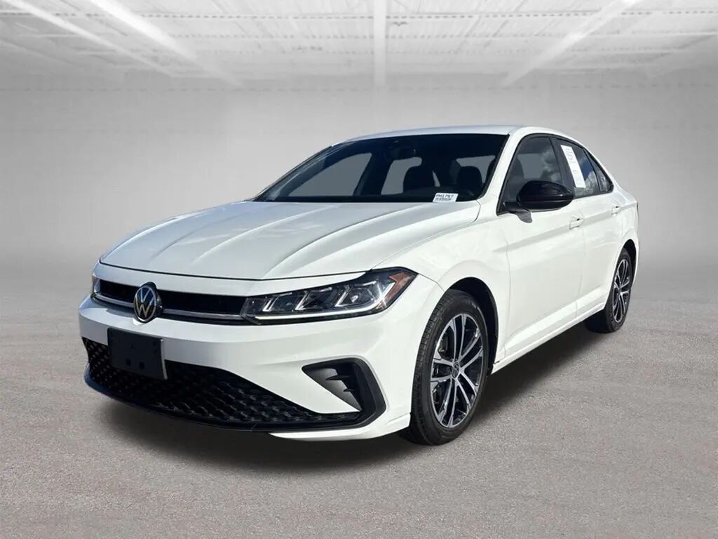 2025 Volkswagen Jetta Sport — photo 1 of 13