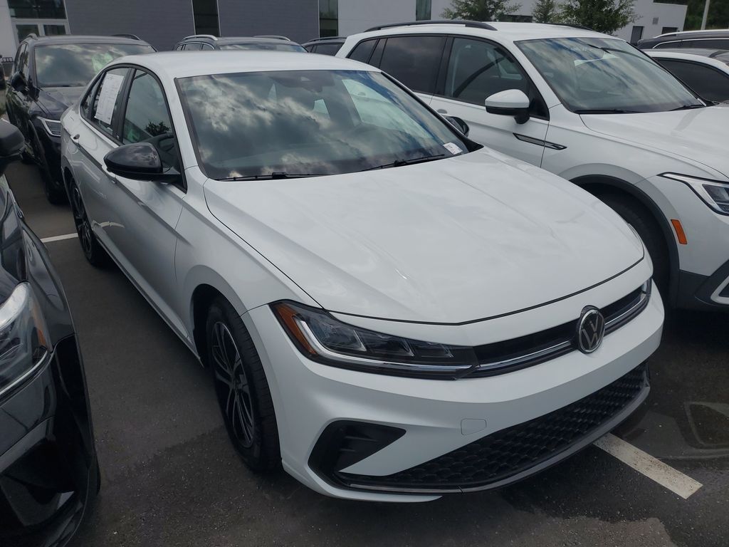 2025 Volkswagen Jetta 1.5T Sport — photo 1 of 1