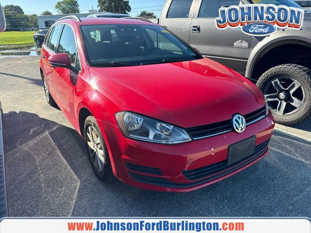 2016 Volkswagen Golf SportWagen TSI S — photo 1 of 6
