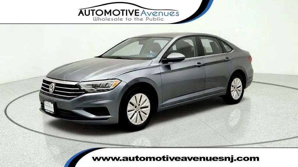 2020 Volkswagen Jetta S — photo 1 of 13