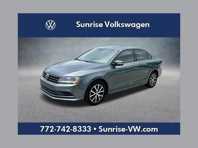 2017 Volkswagen Jetta 1.4T SE — photo 1 of 13