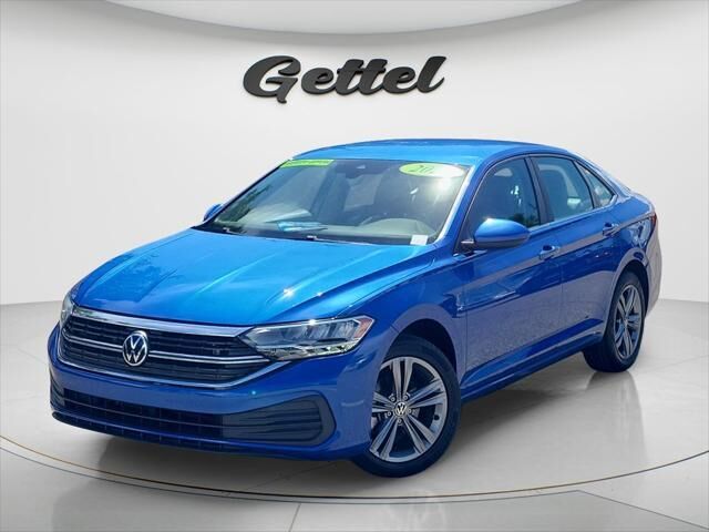 2022 Volkswagen Jetta SE — photo 1 of 13