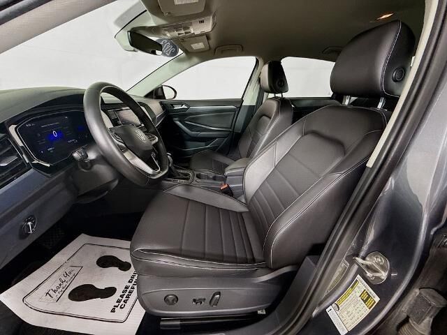 2023 Volkswagen Jetta SE