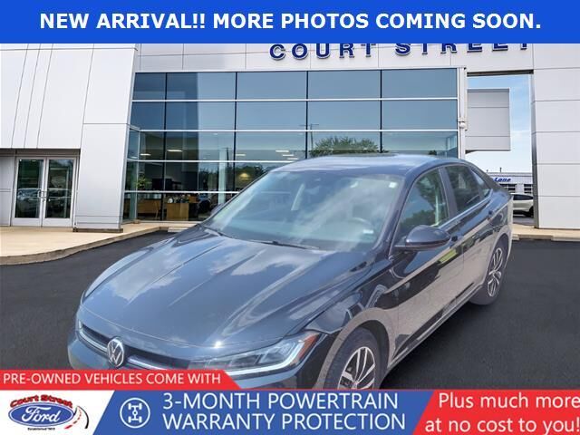 2025 Volkswagen Jetta SE