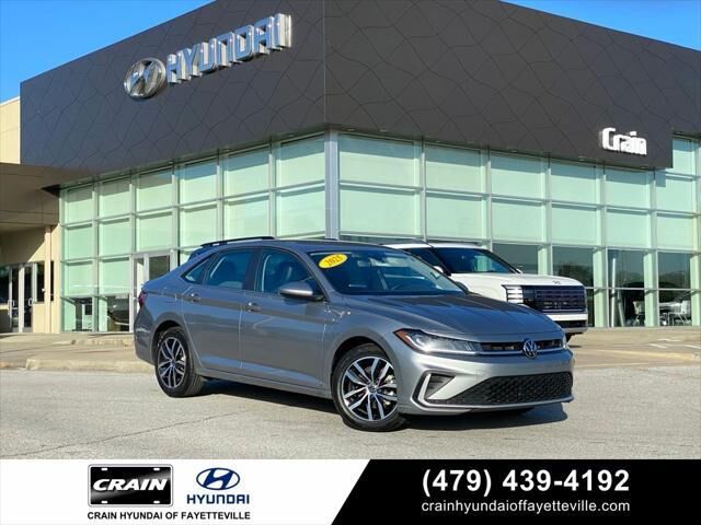 2025 Volkswagen Jetta SE