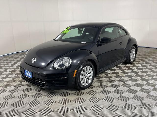 2018 Volkswagen Beetle 2.0T S