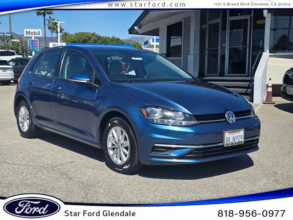 2019 Volkswagen Golf S — photo 1 of 13