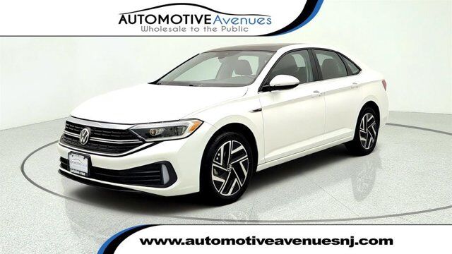2023 Volkswagen Jetta SEL — photo 1 of 13