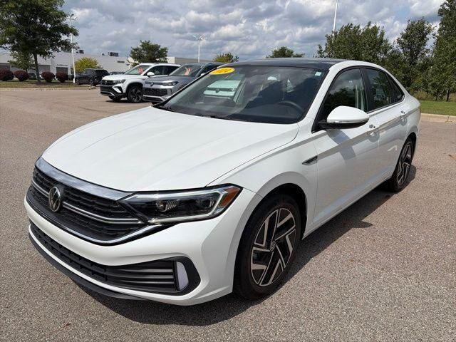 2024 Volkswagen Jetta SEL — photo 1 of 13